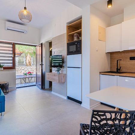 Apartments Ivanka Đảo Cres Ngoại thất bức ảnh