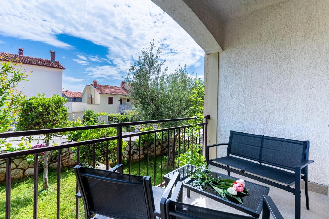 Apartments Ivanka Đảo Cres Ngoại thất bức ảnh
