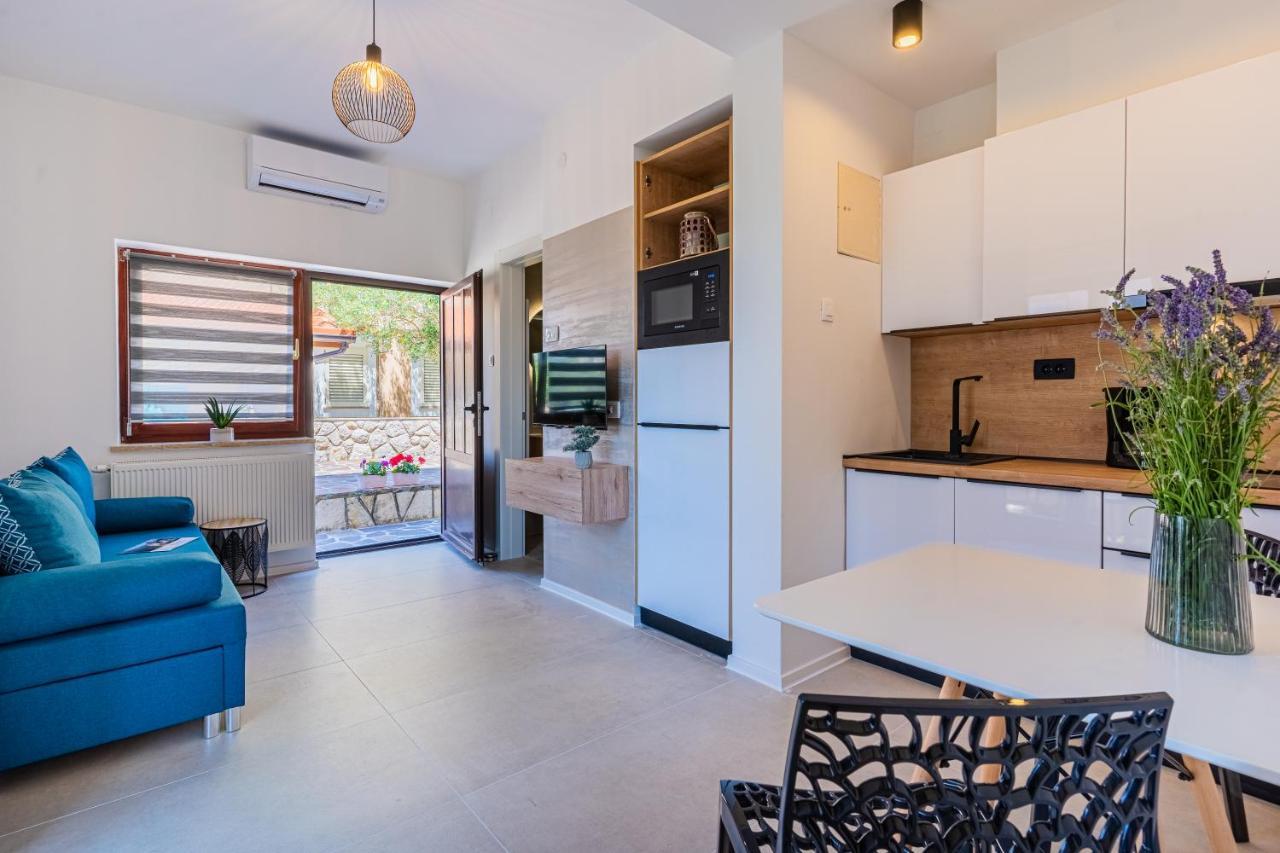 Apartments Ivanka Đảo Cres Ngoại thất bức ảnh