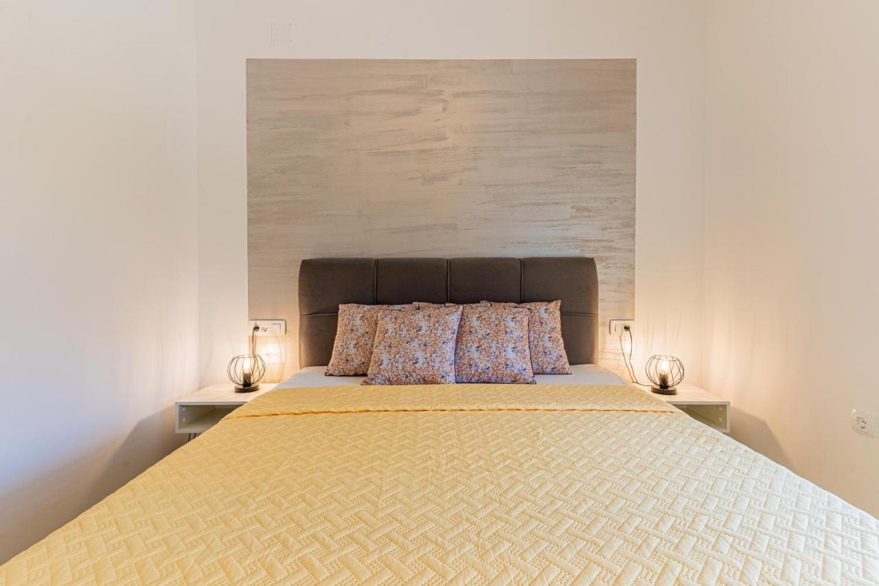 Apartments Ivanka Đảo Cres Ngoại thất bức ảnh
