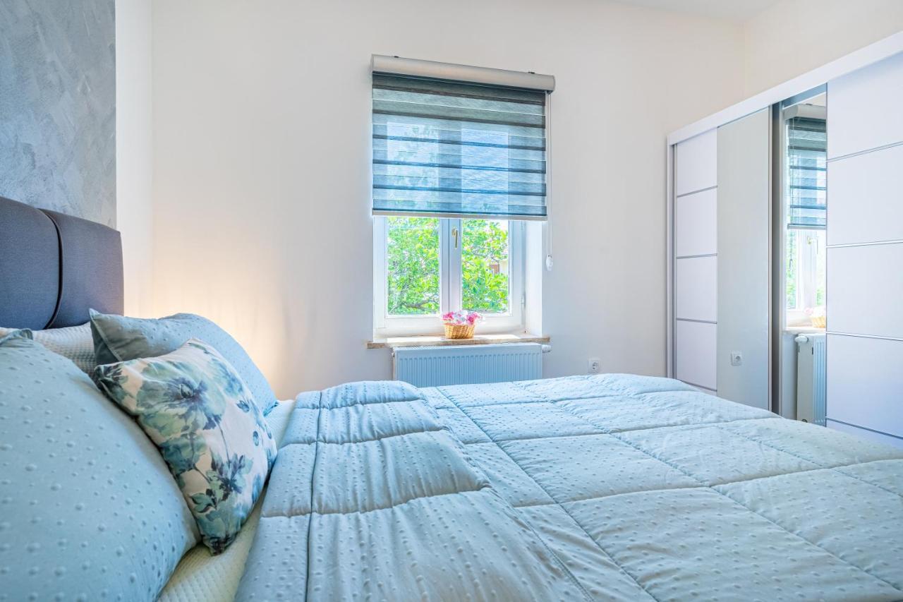Apartments Ivanka Đảo Cres Ngoại thất bức ảnh
