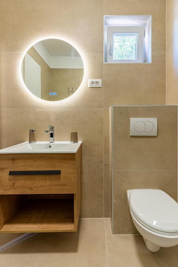 Apartments Ivanka Đảo Cres Ngoại thất bức ảnh