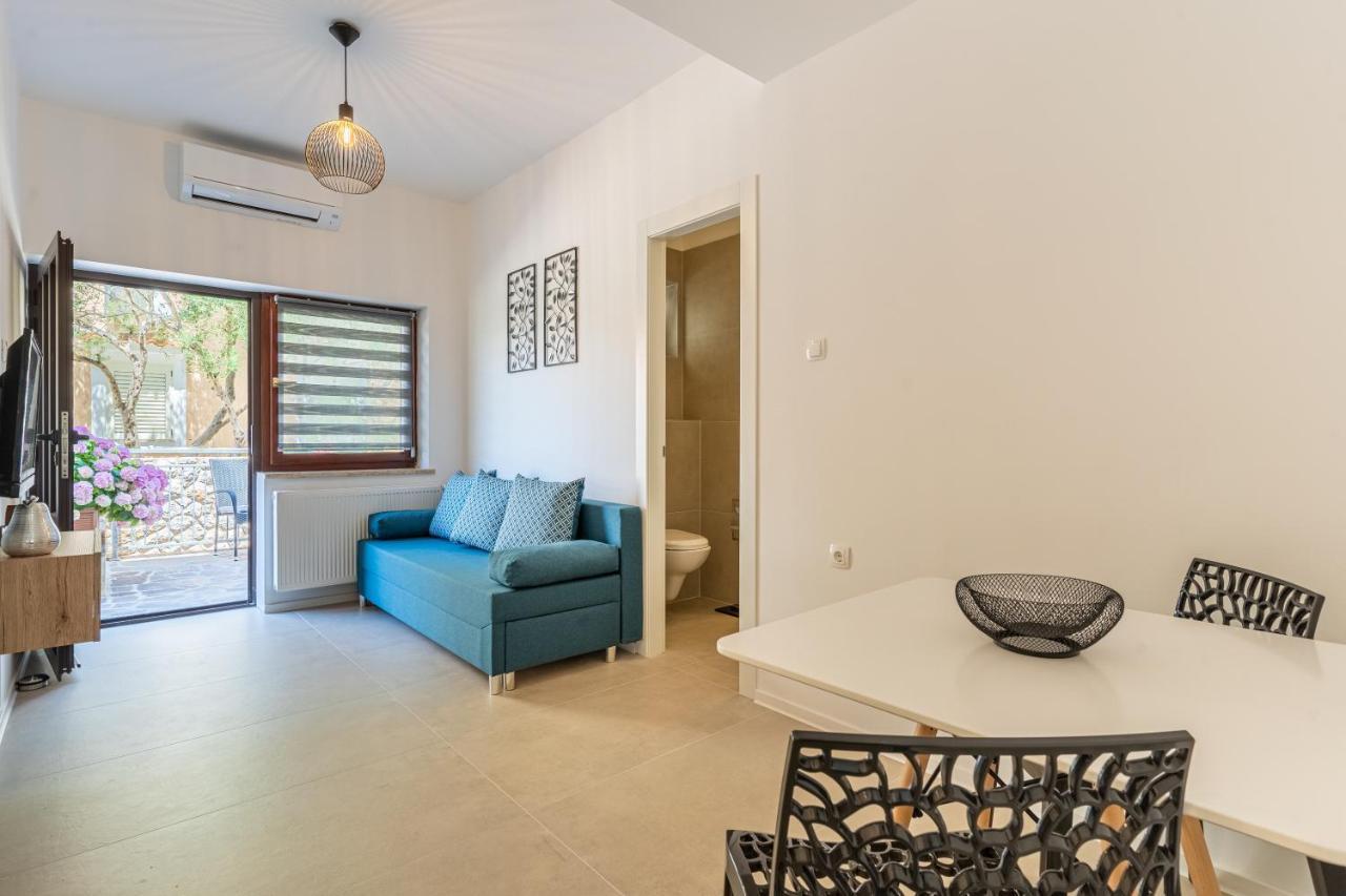 Apartments Ivanka Đảo Cres Ngoại thất bức ảnh